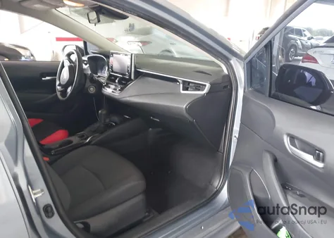 2021 Toyota Corolla Le z USA, uszkodzony, nr VIN 5YFEPMAE2MP233148